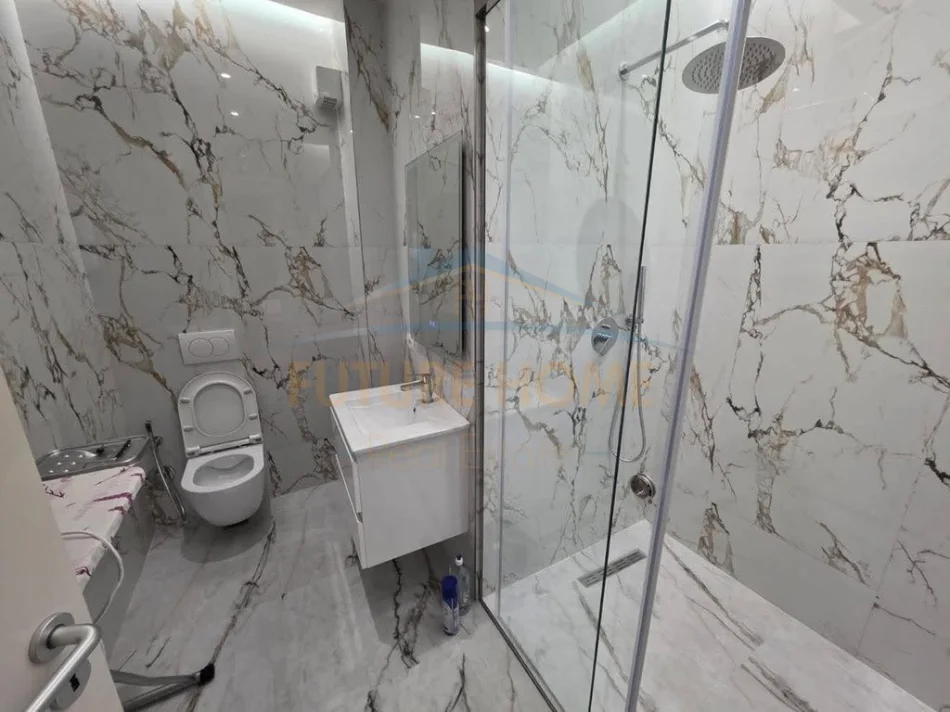 Tirane, jepet me qera apartament 2+1 Kati 3, 117 m² 1.200 € 