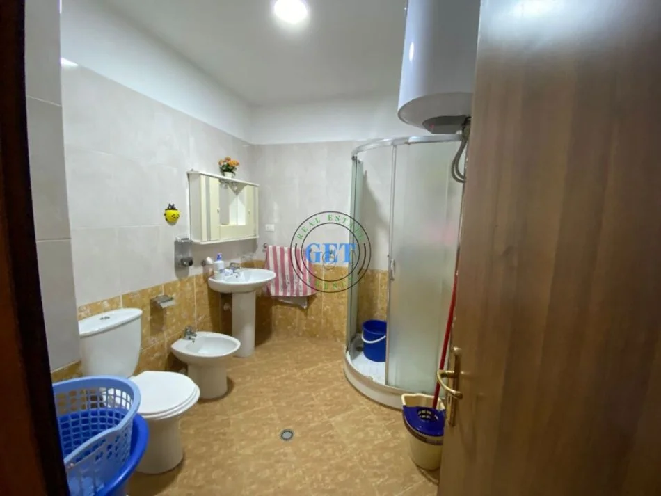 Durres, jepet me qera apartament 1+1 Kati 2, 80 m² 350 € (Golem, Durrës)