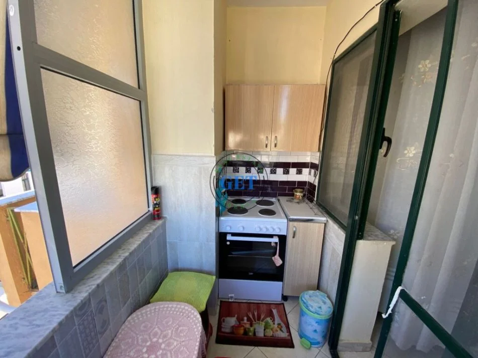 Durres, jepet me qera apartament 1+1 Kati 2, 80 m² 350 € (Golem, Durrës)