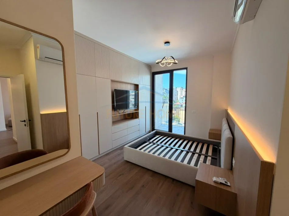 Tirane, jepet me qera apartament Kati 5, 114 m² 2.150 € 