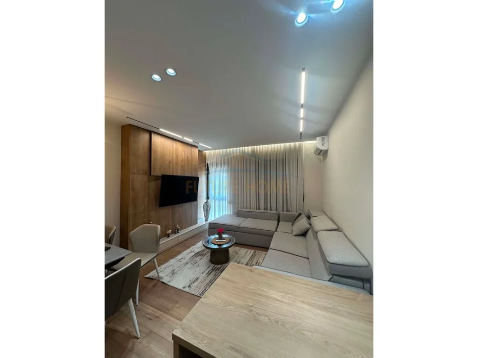 Tirane, jepet me qera apartament 1+1 Kati 6, 50 m² 550 € (Unaza e re)