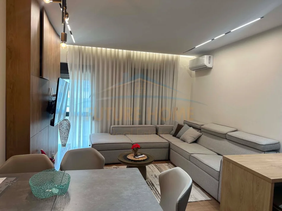 Tirane, jepet me qera apartament 1+1 Kati 6, 50 m² 550 € (Unaza e re)