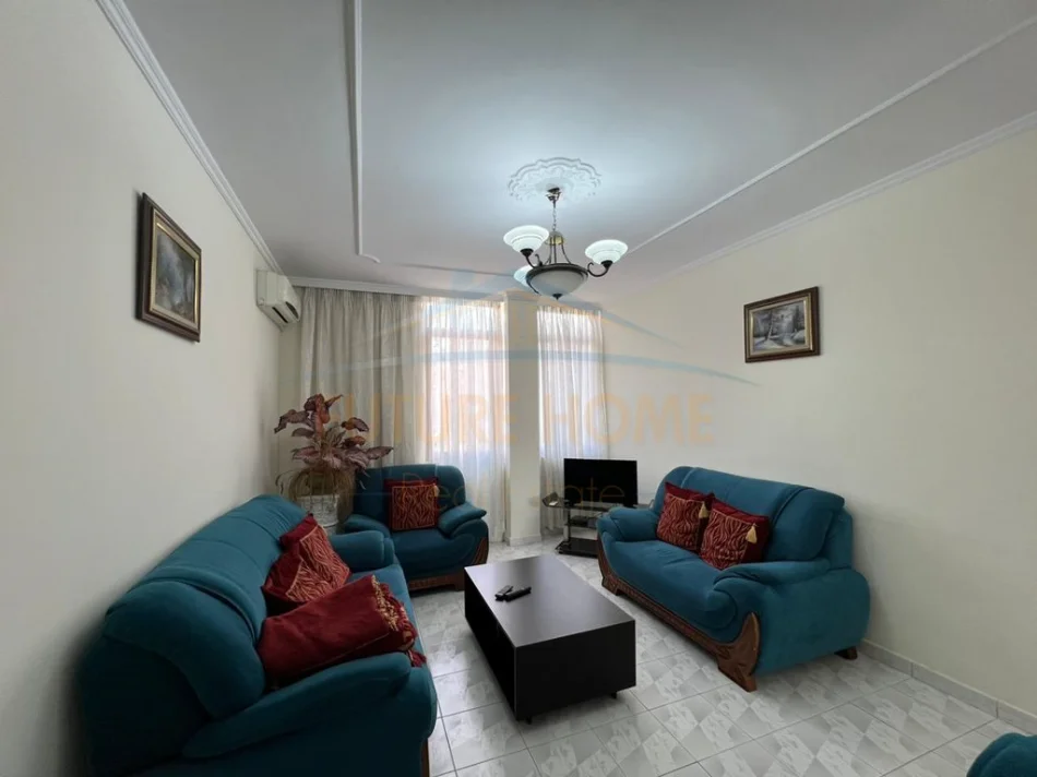 Tirane, jepet me qera apartament 2+1 Kati 4, 87 m² 65.000 € (Ali demi)
