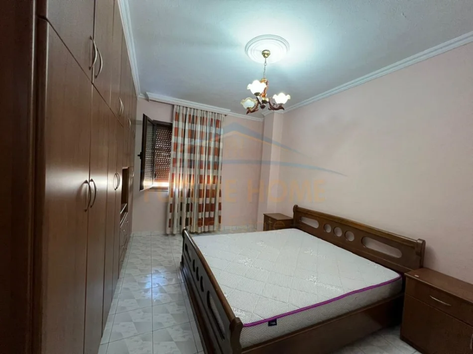Tirane, jepet me qera apartament 2+1 Kati 4, 87 m² 65.000 € (Ali demi)