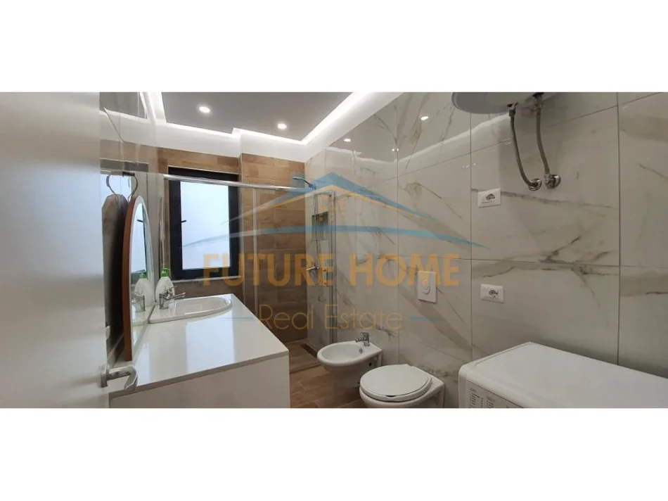 Tirane, jap me qera apartament 1+1 Kati 1, 600 € 
