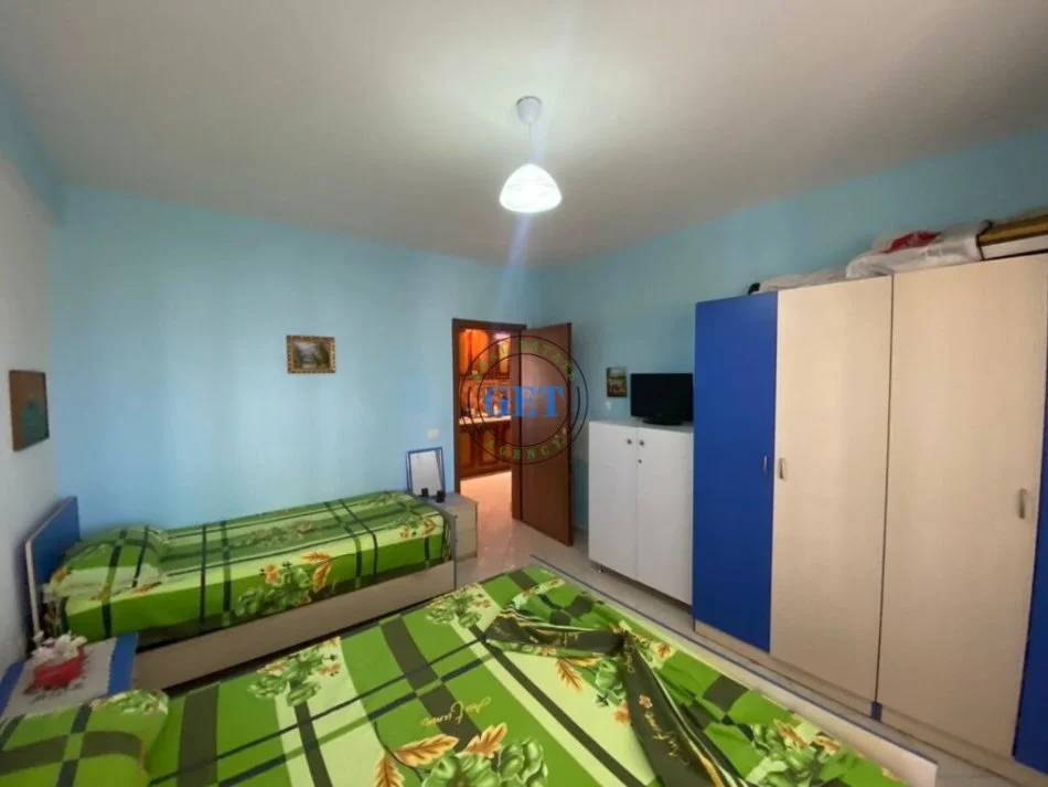 Durres, jepet me qera apartament 1+1 Kati 2, 80 m² 350 € (Golem, Durrës)