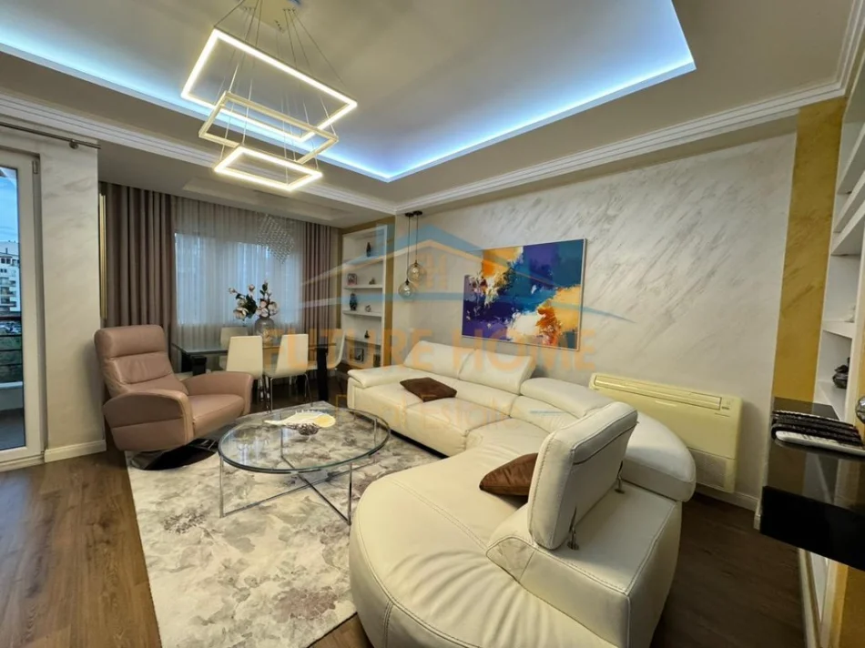 Tirane, jepet me qera apartament 2+1+Aneks+Ballkon Kati 3, 120 m² 1.500 € 