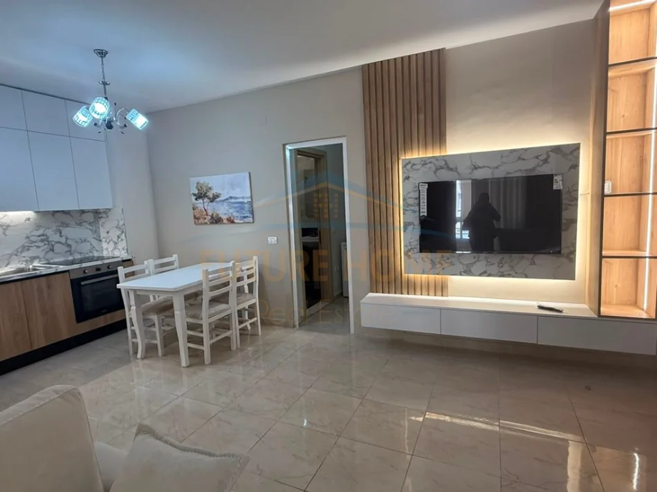Tirane, shitet apartament 2+1 Kati 2, 65 m² 120.000 € (Unaza e Re)