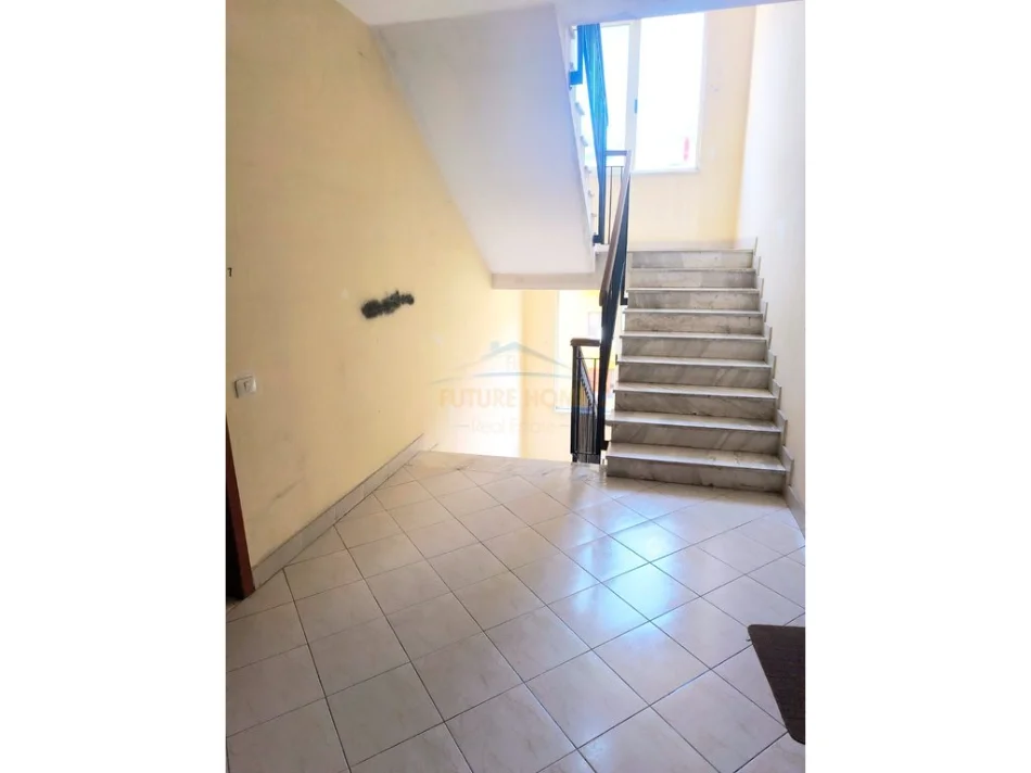 Shitet, Apartament 2+1, Fresku 0696069906