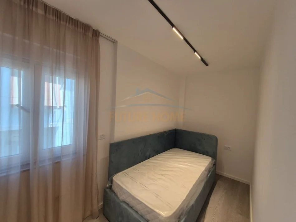 Tirane, shitet apartament 2+1 Kati 4, 61 m² 210.000 € (Garda)