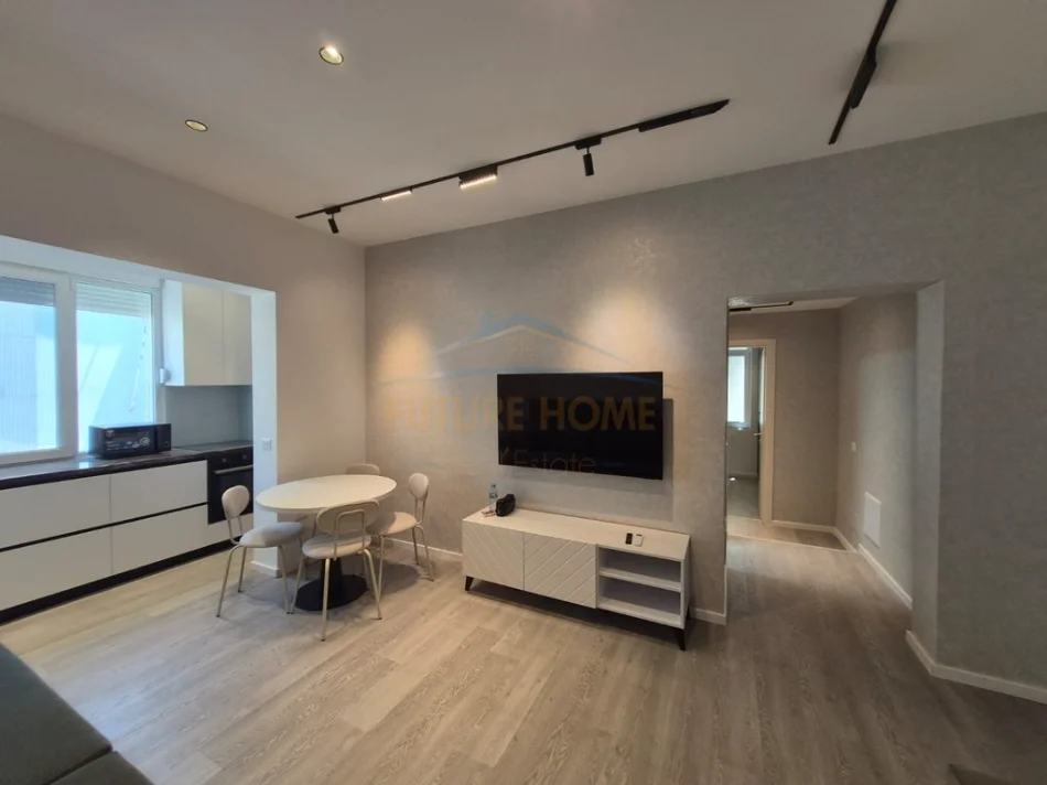 Tirane, shitet apartament 2+1 Kati 4, 61 m² 210.000 € (Garda)