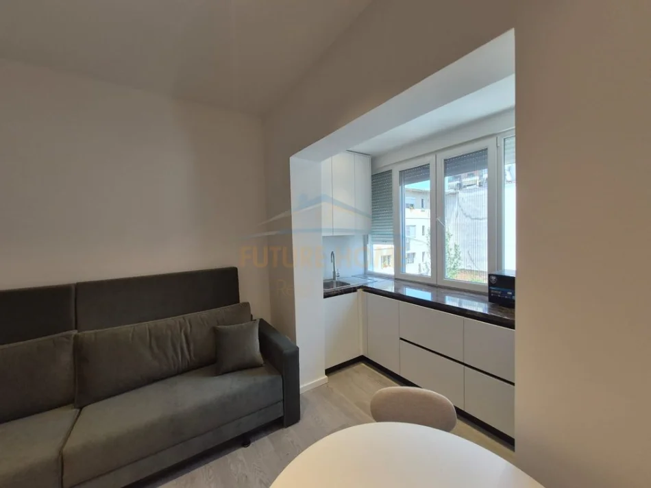 Tirane, shitet apartament 2+1 Kati 4, 61 m² 210.000 € (Garda)