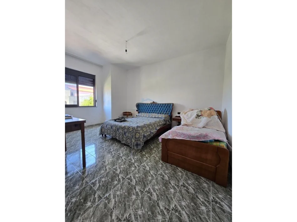 Durres Plazh, shitet Vile Vile 3 Katshe , 118 m² 400.000 € (Durres Plazh)