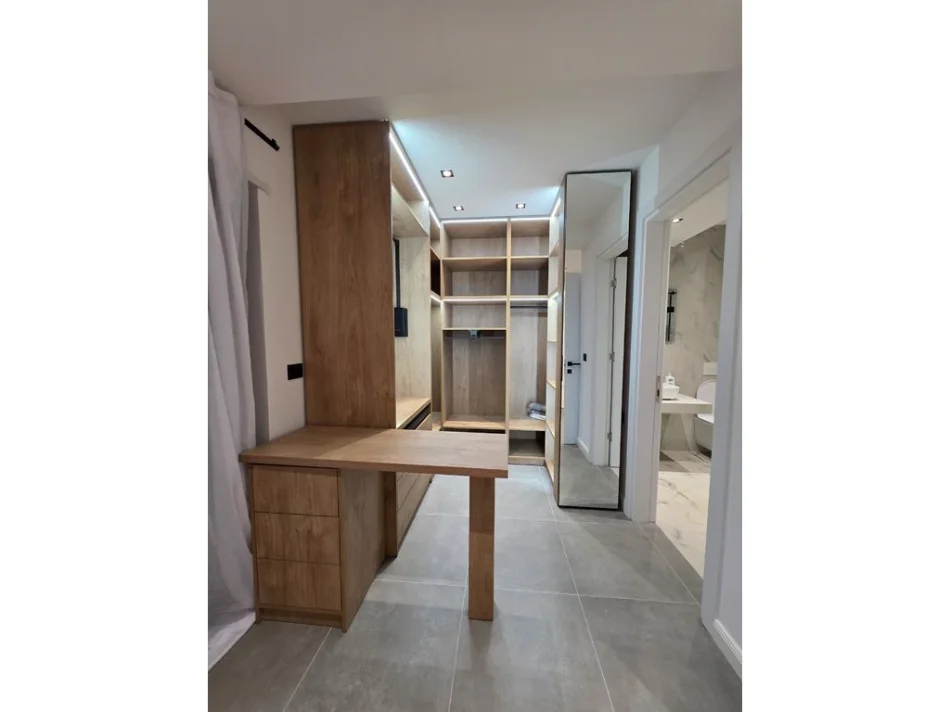 Tirane, jepet me qera apartament 3+1 Kati 5, 142 m² 1.500 € (Rezidenca Kodra e Diellit 2)
