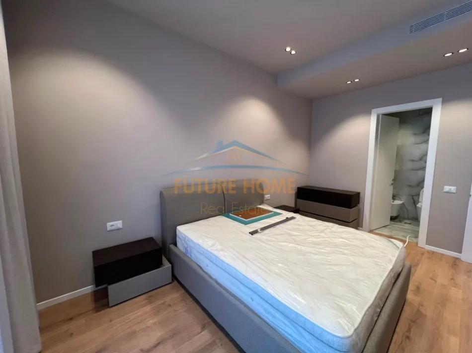 Tirane, jepet me qera apartament 2+1+2 Kati 7, 121 m² 1.500 € (Kompleksi Delijorgji)