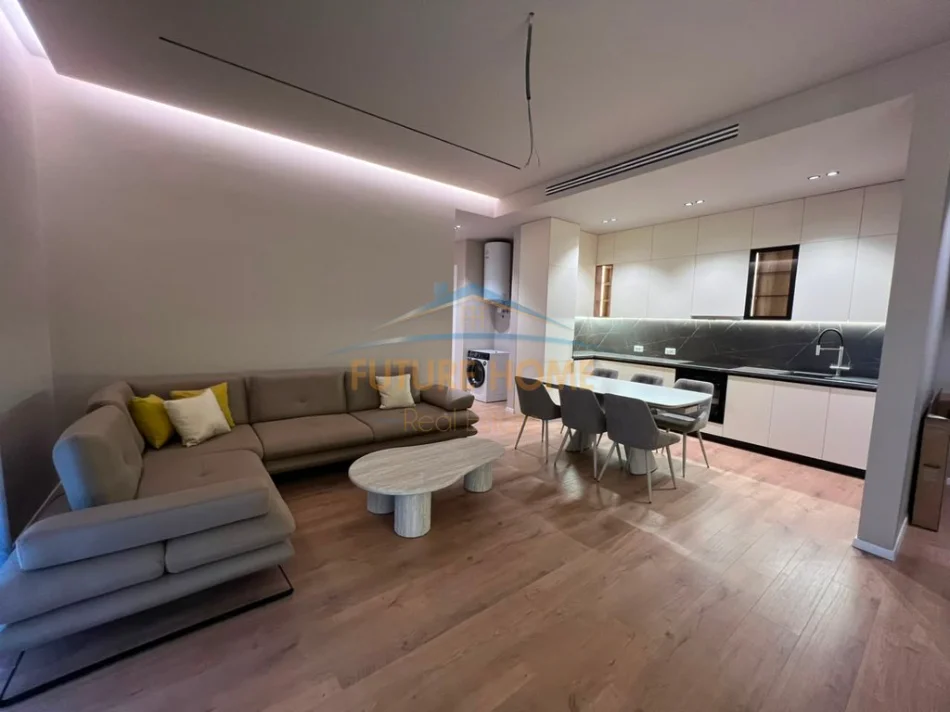 Tirane, jepet me qera apartament 2+1+2 Kati 7, 121 m² 1.500 € (Kompleksi Delijorgji)