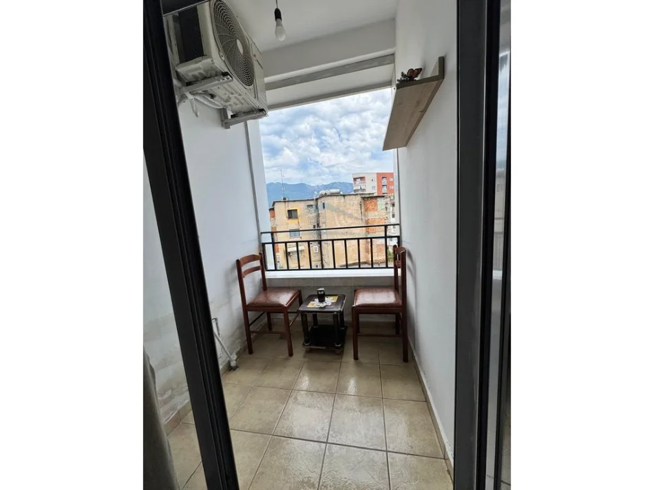 Tirane, shitet apartament 1+1 Kati 3, 69 m² 183.000 € (PRANE MATERNITETIT TE RI)
