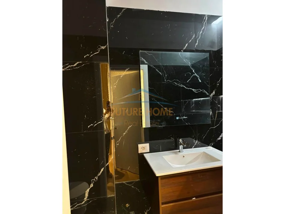 Tirane, shitet apartament 1+1 Kati 6, 54 m² 138.000 € (Prane Spitalit Amerikan 3)