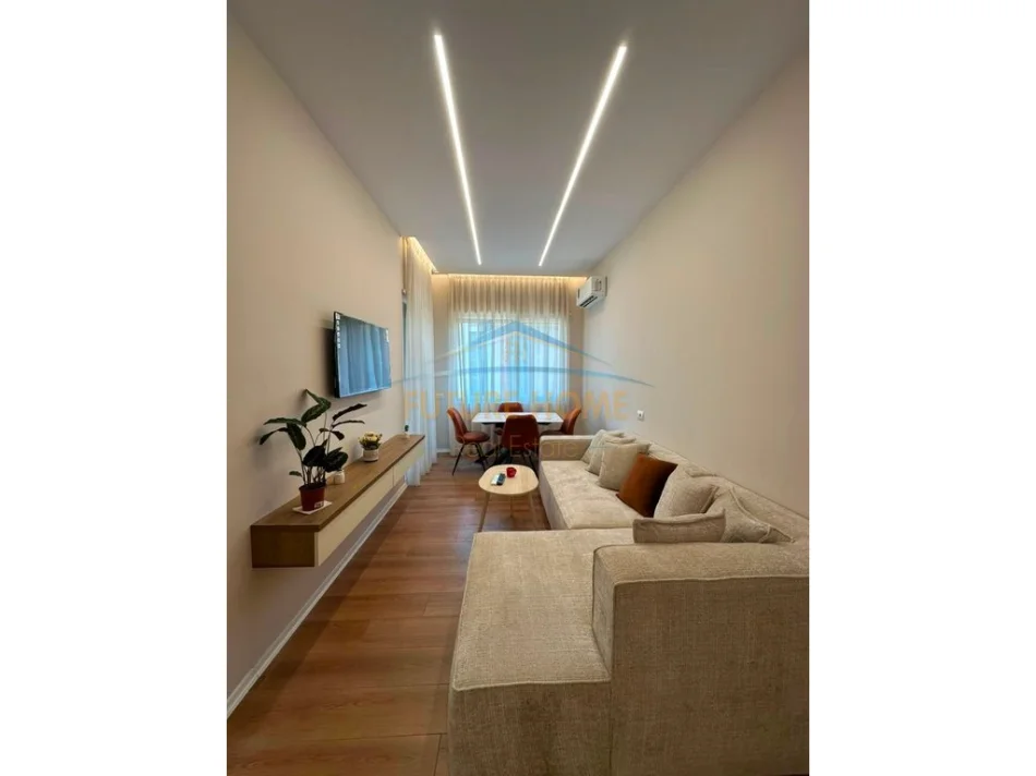 Tirane, shitet apartament 1+1 Kati 6, 54 m² 138.000 € (Prane Spitalit Amerikan 3)