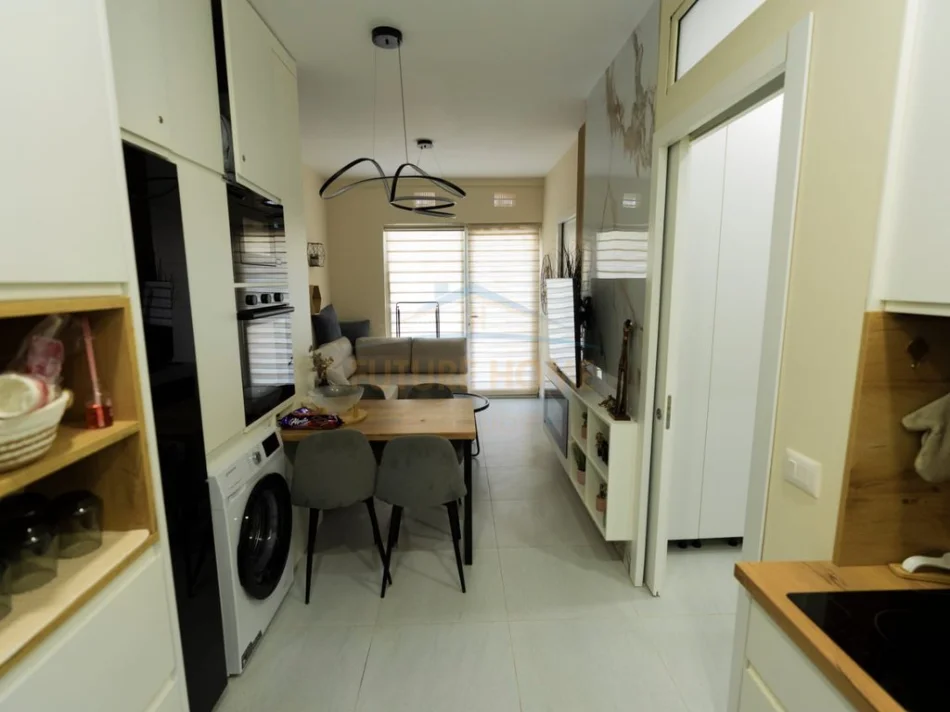 Dhermi - Palase, shitet apartament 2+1 260,000 €, Kati 0, 57 m² (Kompleksi Sofo Duni , Dhermi)