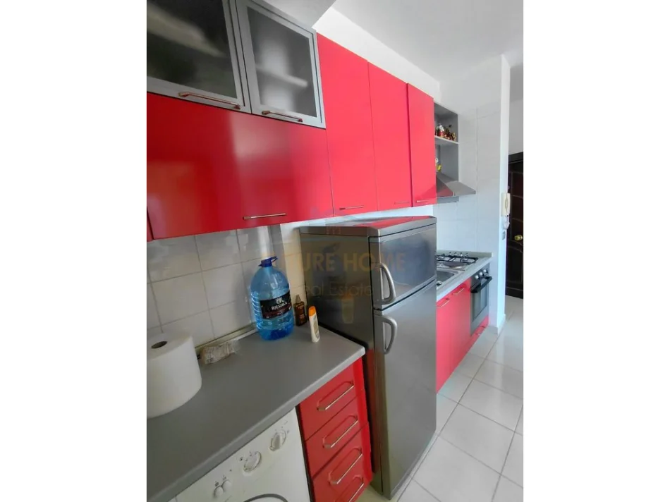 Shitet, Apartament 1+1, Mali Robit, Golem 0696069906