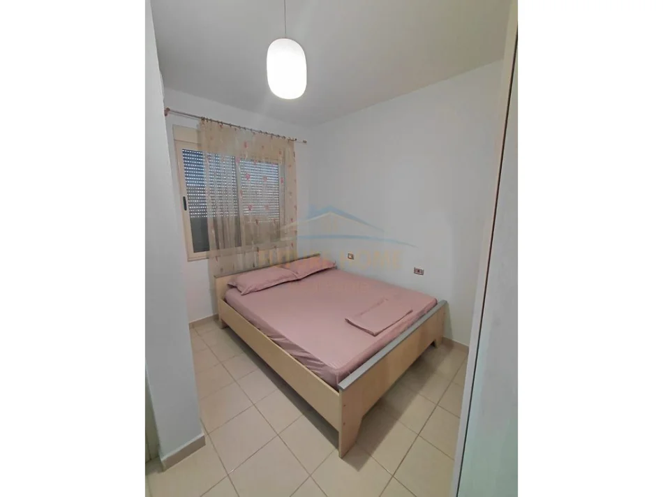 Shitet, Apartament 1+1, Mali Robit, Golem 0696069906