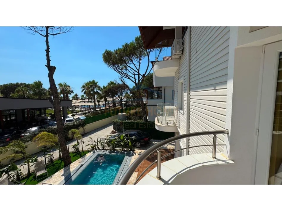 Qerret, shitet Vile Vile 3 Katshe , 358 m² 1.300.000 € (Kompleksi Diell , Qerret.)