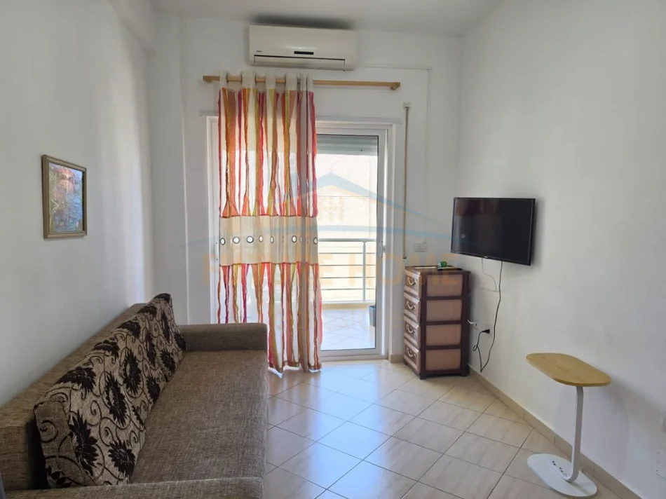 Shitet, Apartament 1+1, "Tirana Resort" Radhimë, Vlorë 0696069906