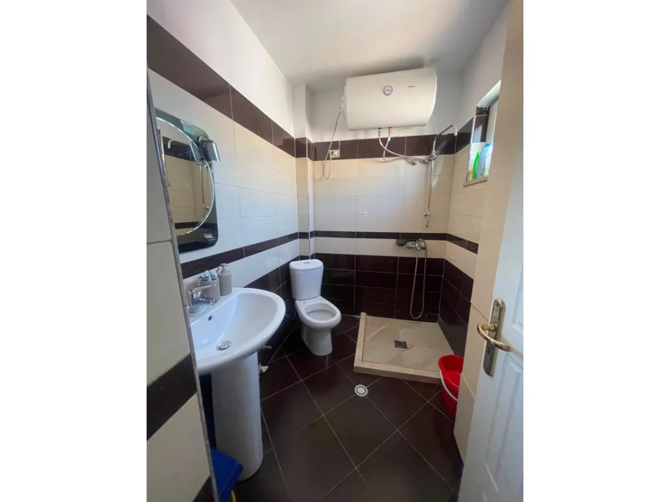 Tirane, shitet apartament 1+1 Kati 6, 60 m² 95.000 € (Laprakë, Tirane)