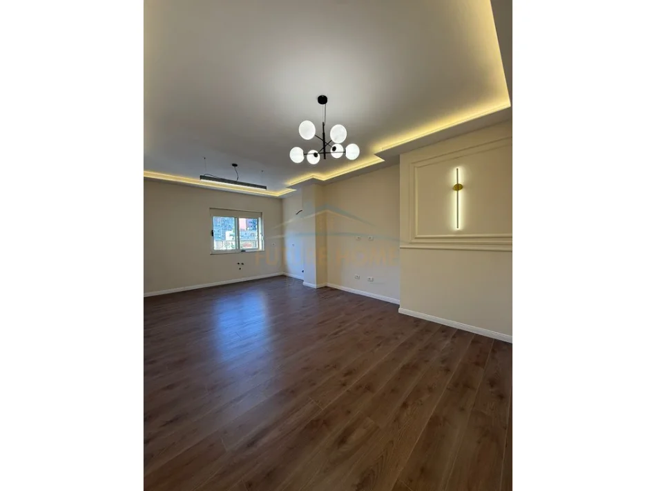 Shitet, Apartament 1+1, Lagja 6 , Durres 0696069906