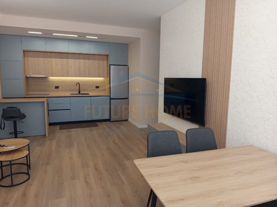 Qera, Apartament 2+1+2+Post Parkimi, Rruga Jordan Misja, Tiranë. 0696069906