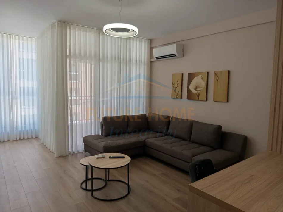 Tirane, jepet me qera apartament 2+1 Kati 4, 97 m² 1.000 € (Rruga Jordan Misja)