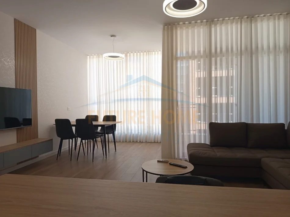 Tirane, jepet me qera apartament 2+1 Kati 4, 97 m² 1.000 € (Rruga Jordan Misja)