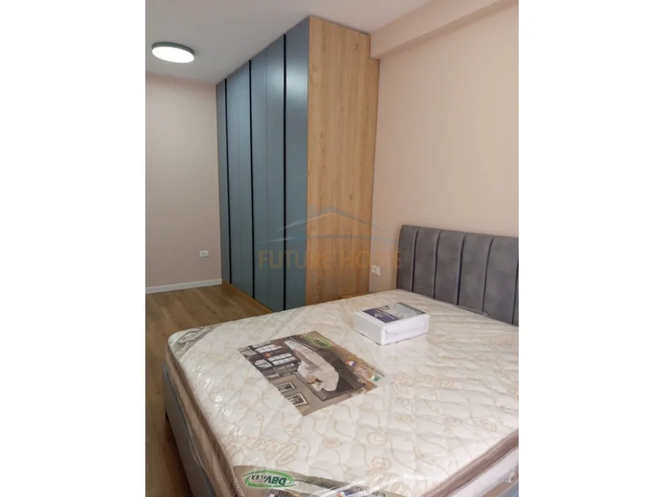 Tirane, jepet me qera apartament 2+1 Kati 4, 97 m² 1.000 € (Rruga Jordan Misja)