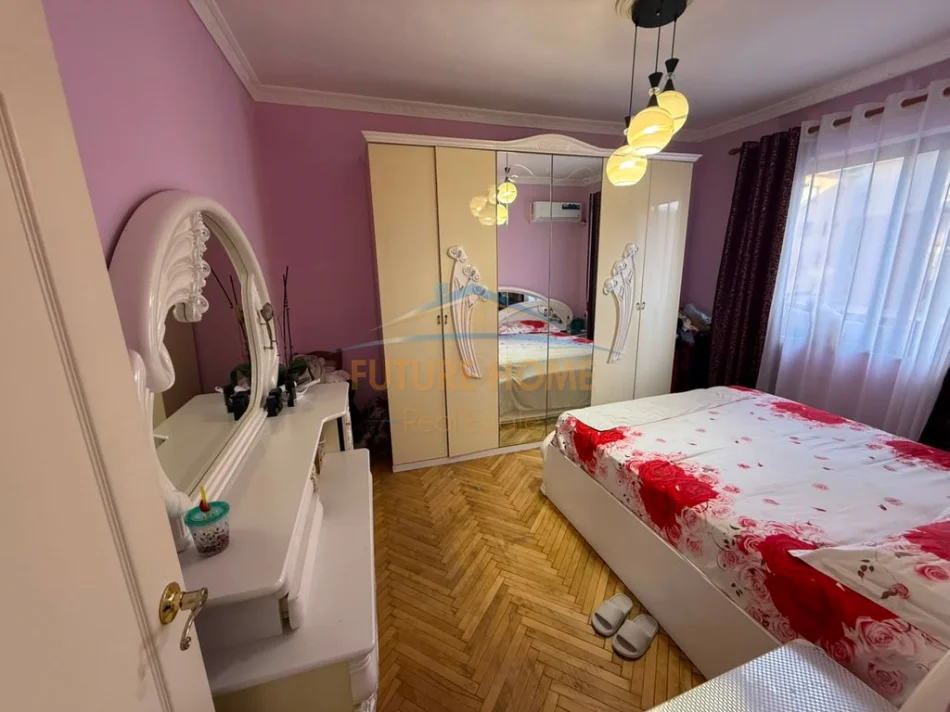 Tirane, shitet apartament 2+1 Kati 3, 72 m² 210.000 € (Myslym Shyri)
