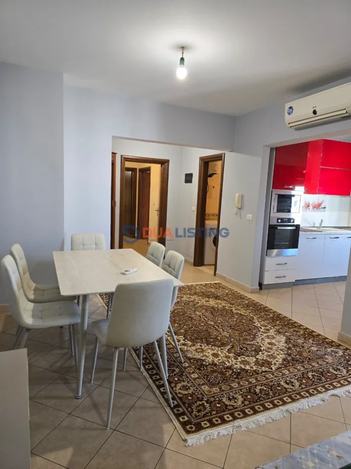Tirane, jepet me qera apartament 2+1 , 92 m² 470 € (Kthesa e Kamzes)