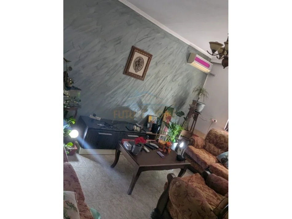Shitet, Apartament 1+1, Ali Demi, Tiranë. 0696069906