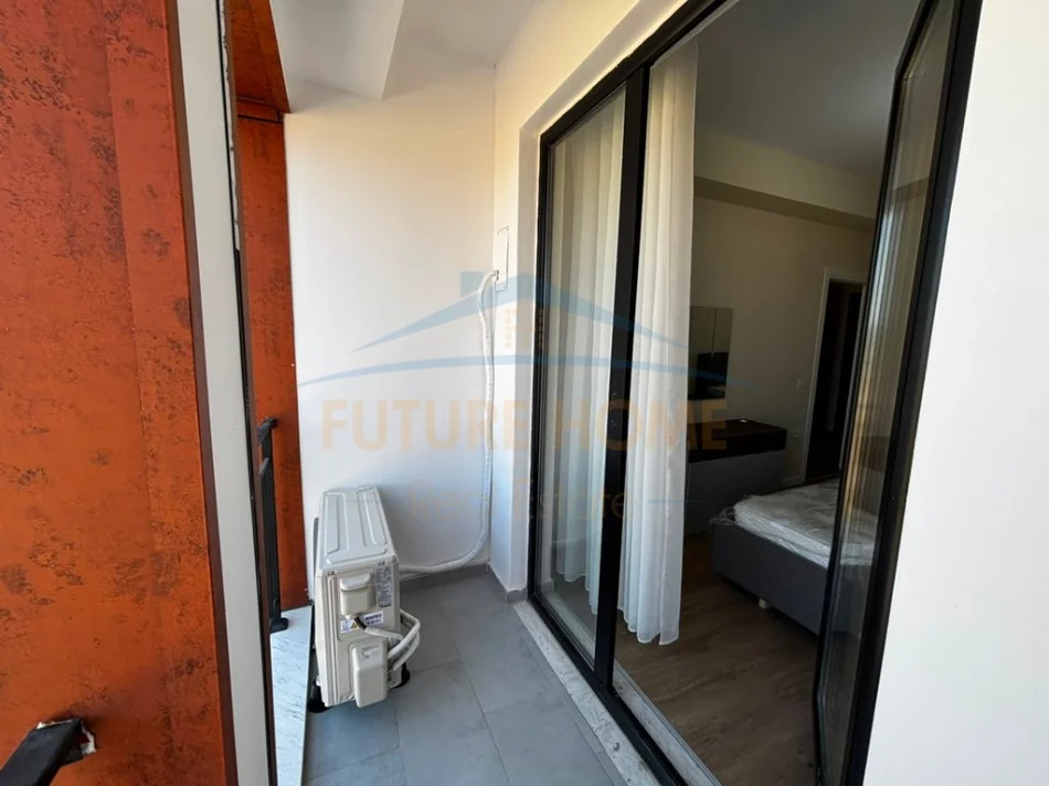 Tirane, jepet me qera apartament 1+1 Kati 3, 470 € (Urban Gate, Unaze e Re)