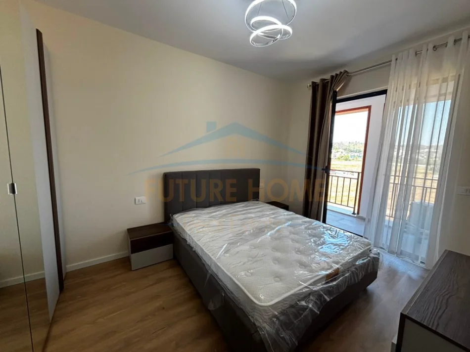 Tirane, jepet me qera apartament 1+1 Kati 3, 470 € (Urban Gate, Unaze e Re)