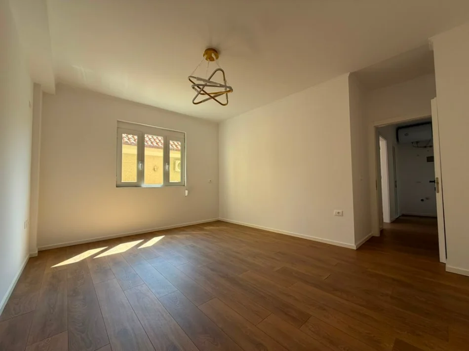 Tirane, shitet apartament 1+1 Kati 2, 47 m² 108.000 € (DRITAN HOXHA)