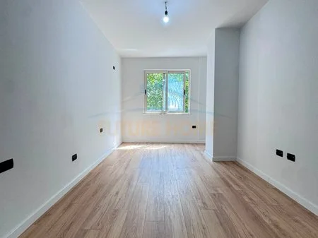 Tirane, shitet apartament 2+1 Kati 1, 109 m² 209.300 € (DON BOSKO)