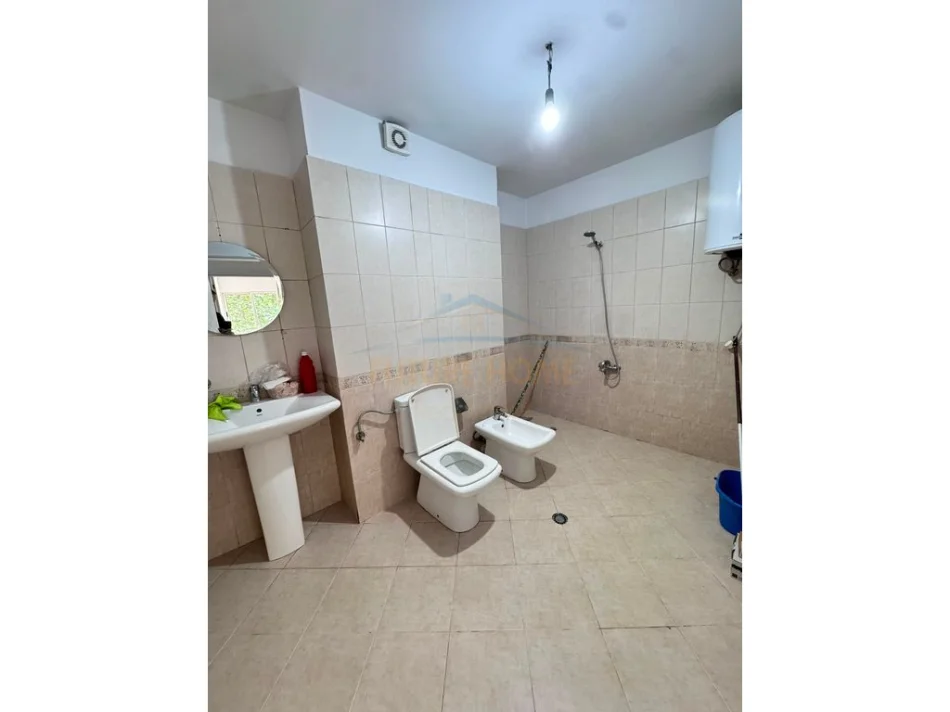 Tirane, shitet apartament 2+1 Kati 1, 109 m² 209.300 € (DON BOSKO)