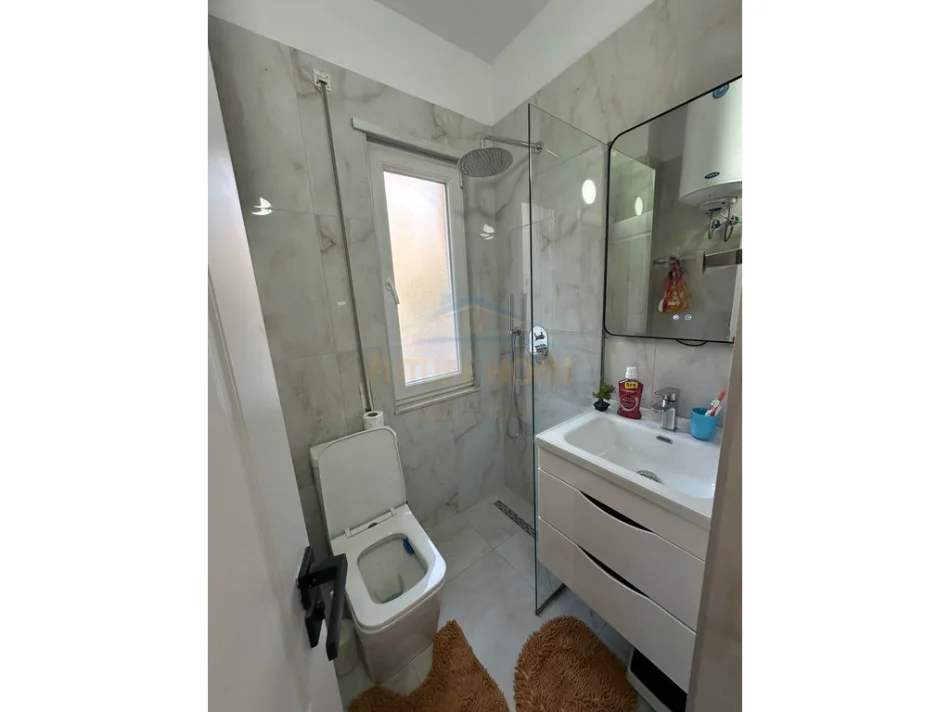 Tirane, shitet apartament 2+1+Aneks+Ballkon Kati 2, 112 m² 199.000 € 