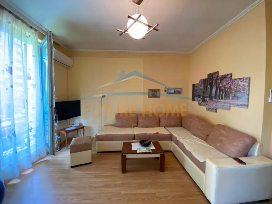 Jepet me qera apartament 1+1 Kati 4, 72 m² 500 €