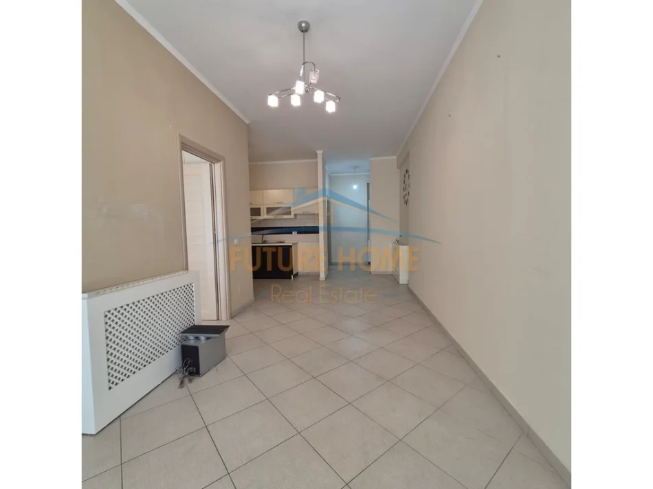 Shitet, Apartament 1+1, Komuna e Parisit, Kompleksi Kika 2 0696069906