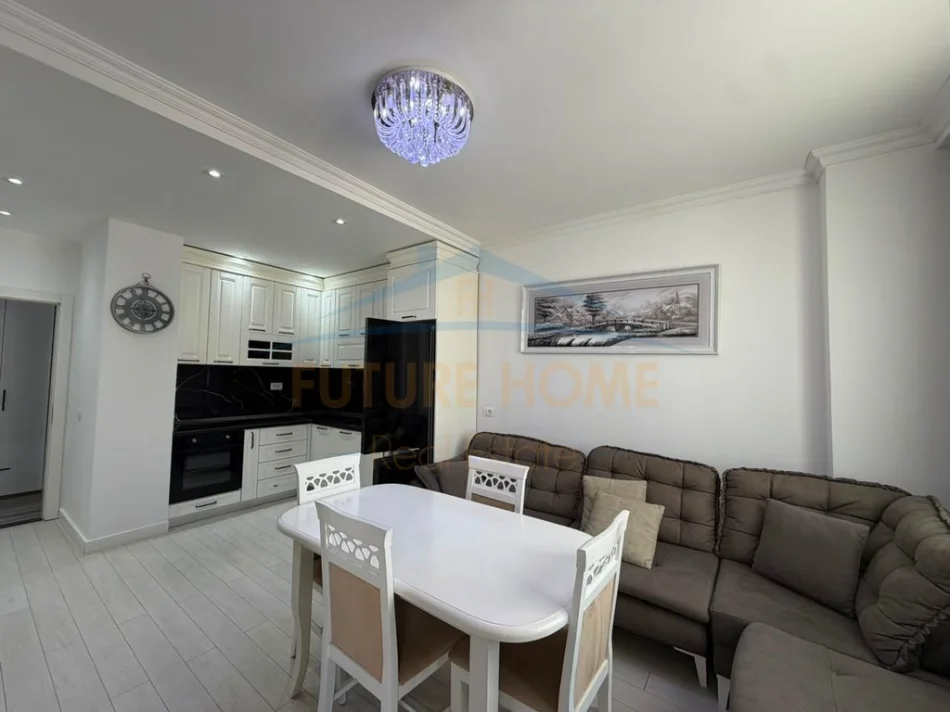 Shitet, Apartament 1+1, Unaza e Re, Tiranë 0696069906
