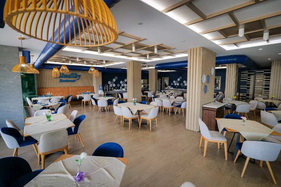 Sarande, shes Biznes ( Bar-Restorant) në shitje, Sarandë 30.000 €