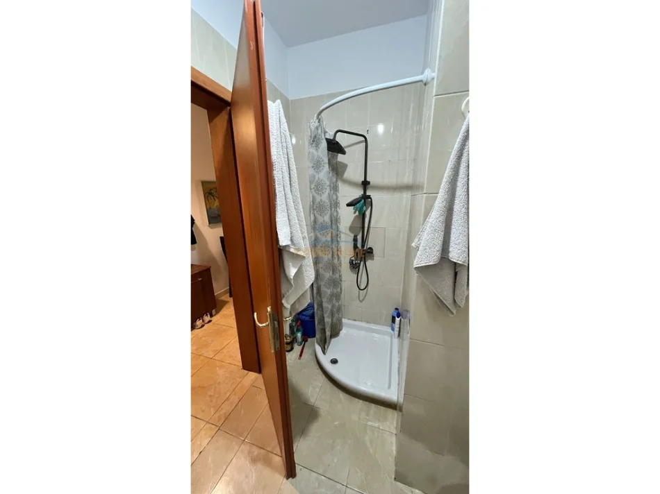 Qera, Apartament 1+1, Rruga Panorama, Tiranë. 0696069906
