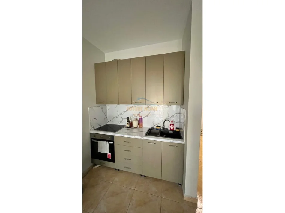 Qera, Apartament 1+1, Rruga Panorama, Tiranë. 0696069906