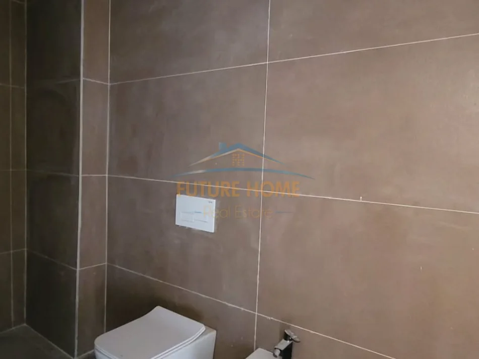 Shitet, Apartament 1+1, Sarande. 0696069906